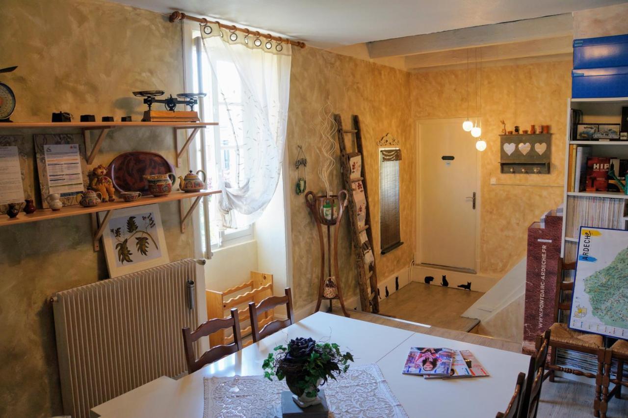 Maison Du Manoir ヴァロン・ポン・ダルク エクステリア 写真